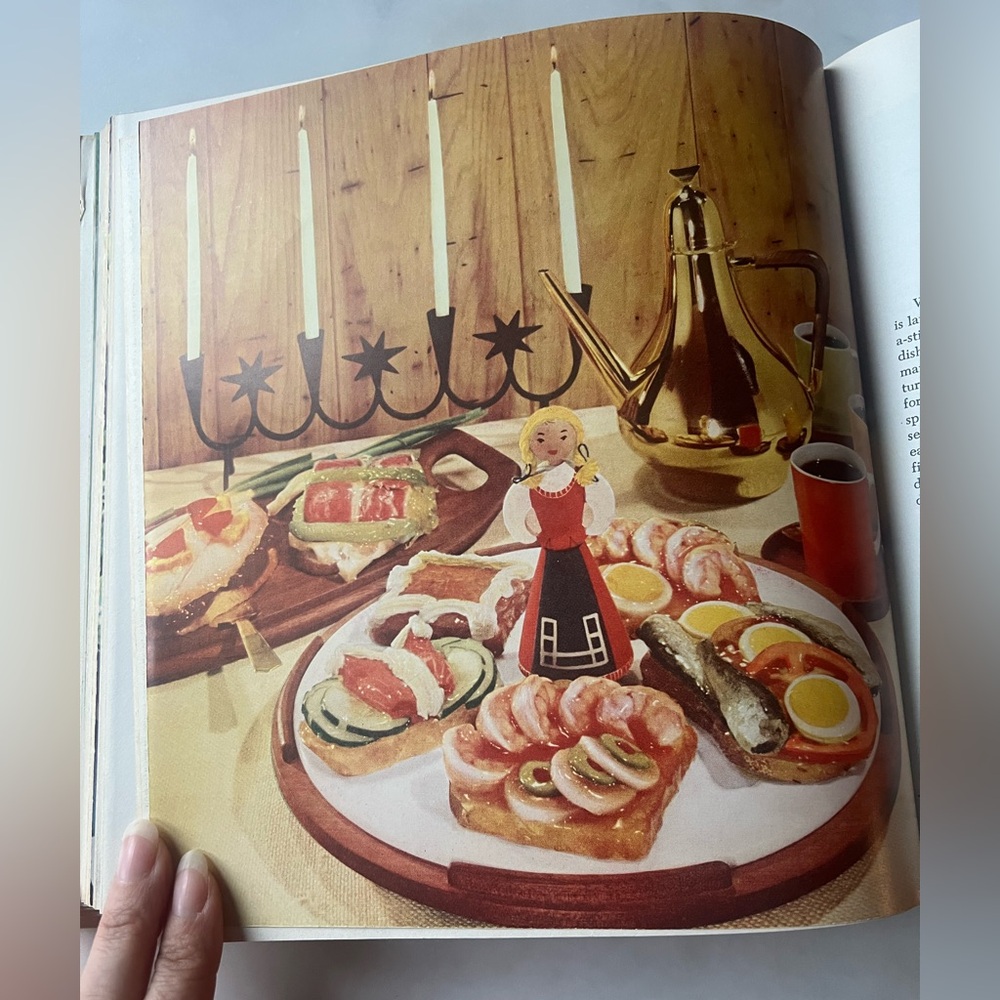 Vintage The General Foods Kitchens Cookbook | 1959 Random House First Printing - Picture 12 of 14